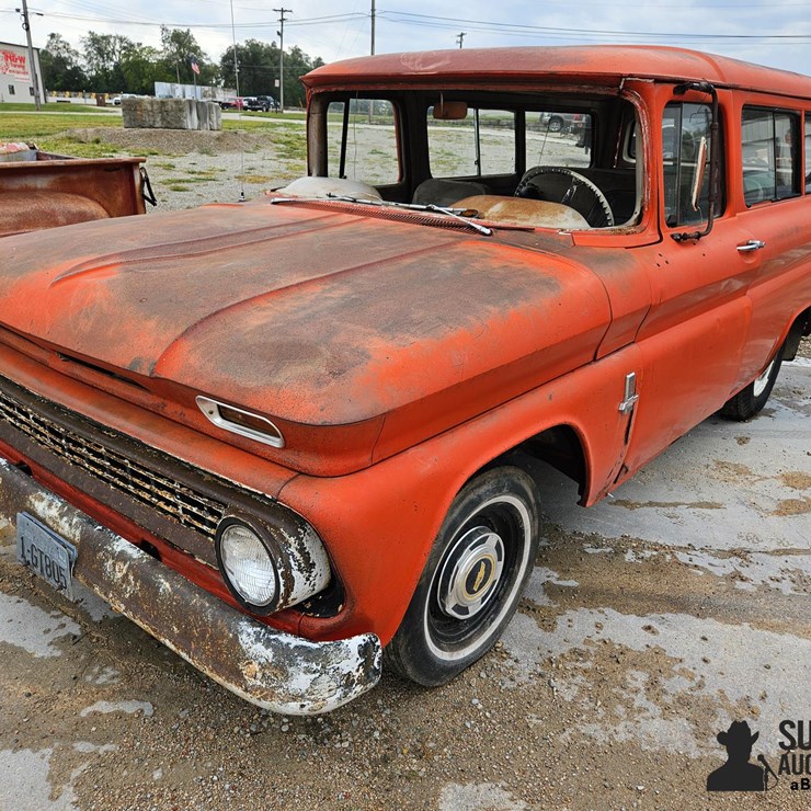 1963 CHEVROLET SUBURBAN
