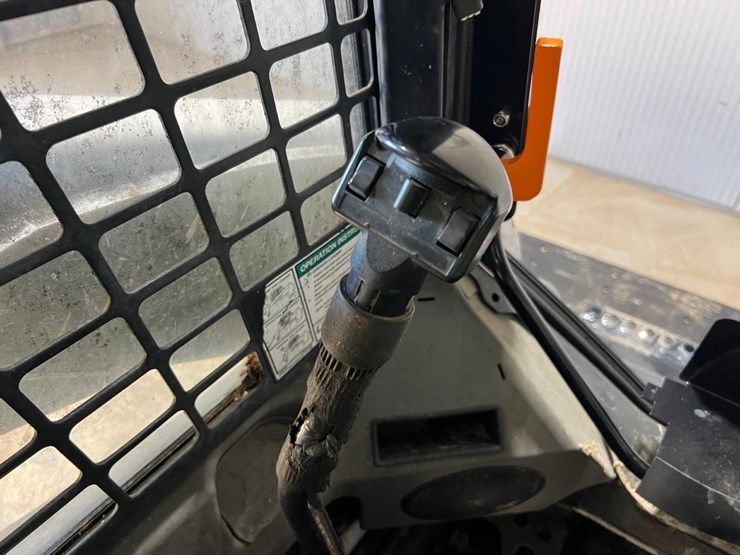 bobcat-s750-image-20