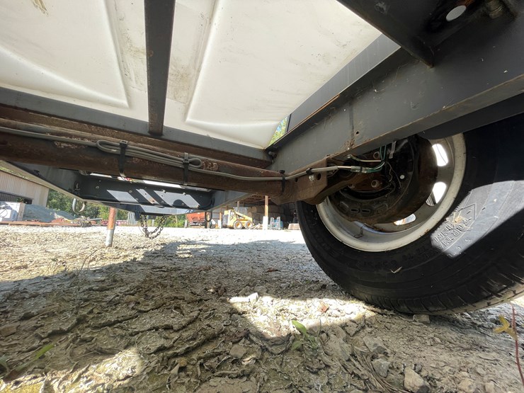 #1039-•-single-axle-water-pump-trailer-image-39