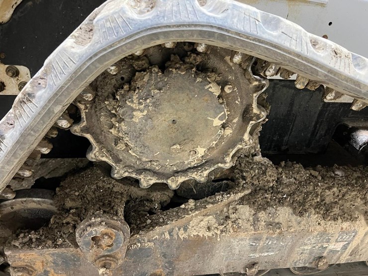 2018-bobcat-t870-image-18