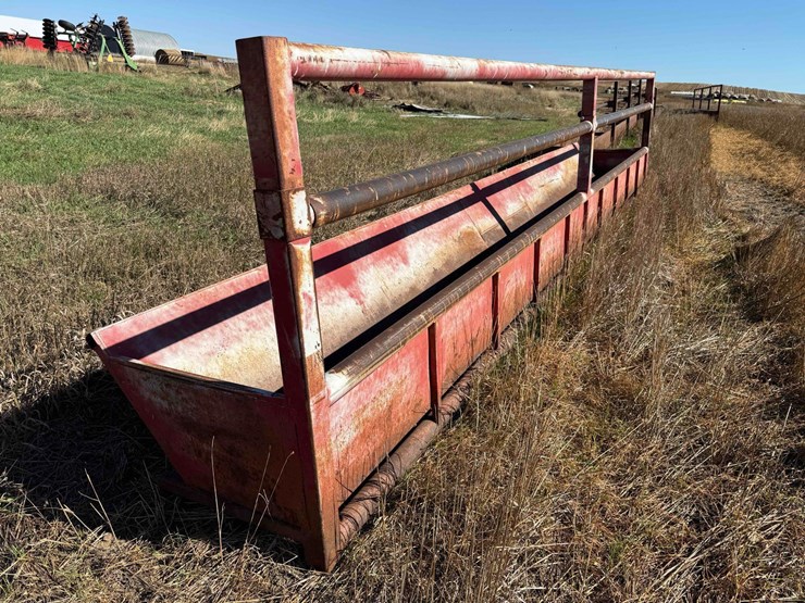 stur-d-fenceline-feed-bunk-image-3