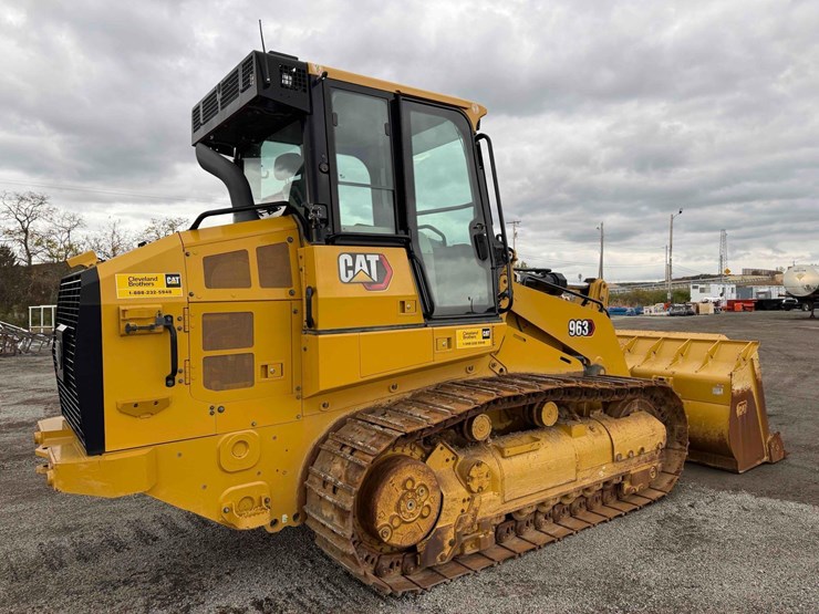 2022-caterpillar-963-lgp-image-4