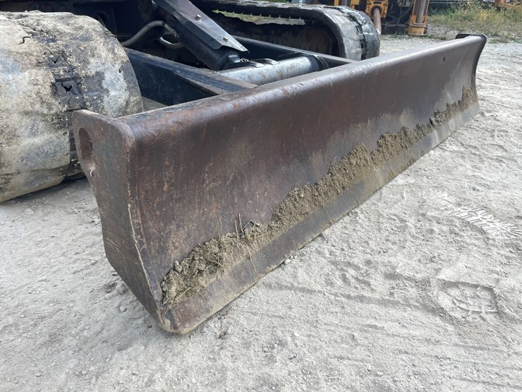 2019-hitachi-zx50u-5n-image-11