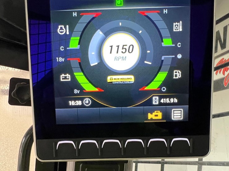 2023-new-holland-c332-image-22