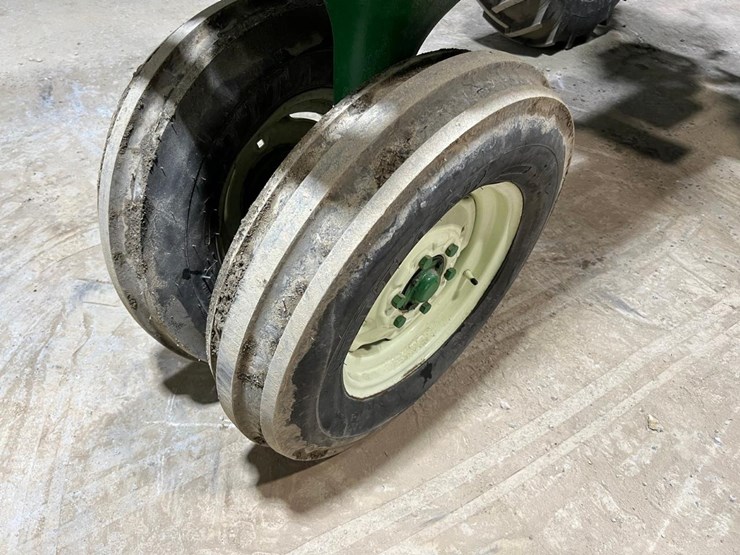 1966-oliver-1650-image-9