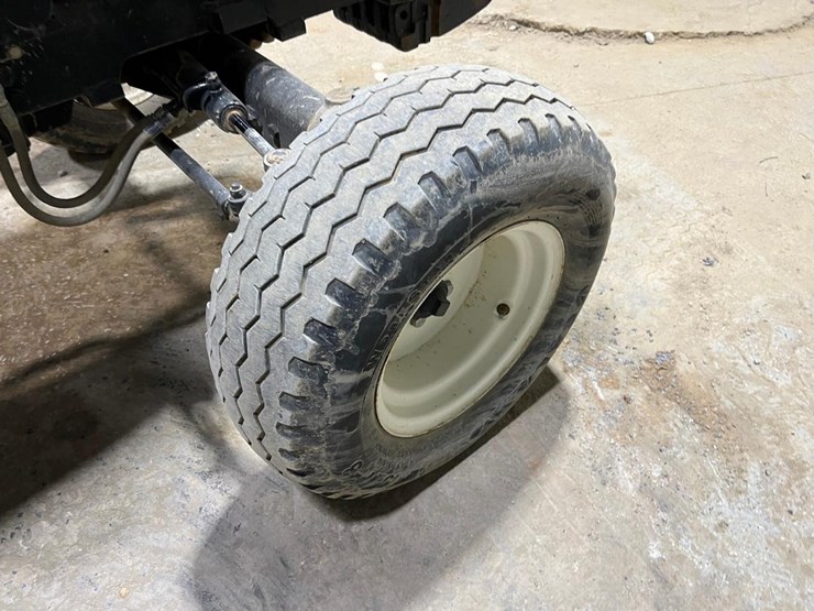 new-holland-t4.75-image-16