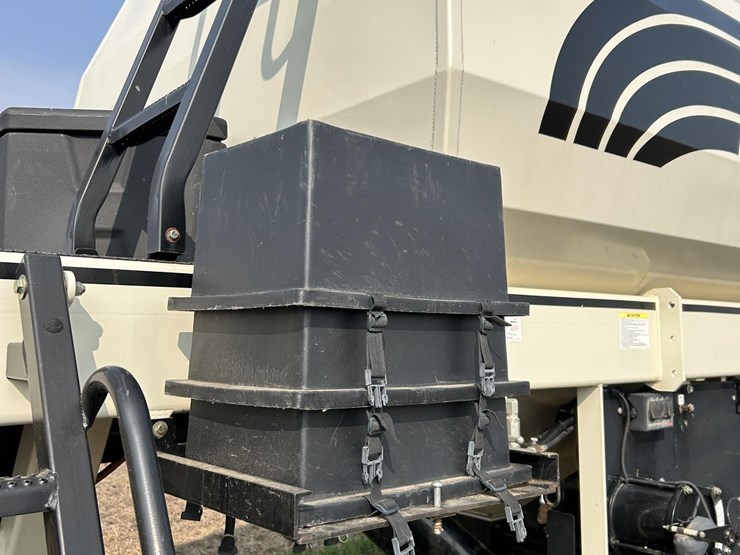 2008-bourgault-5710-59-image-17