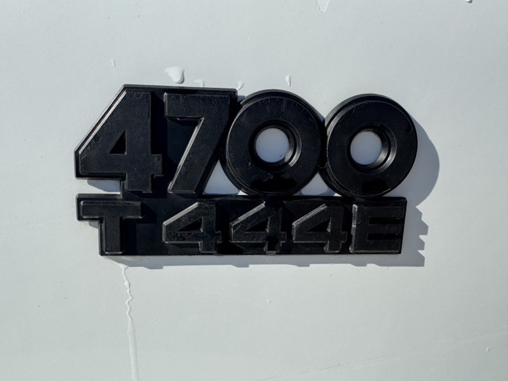 1995-international-4700-image-12