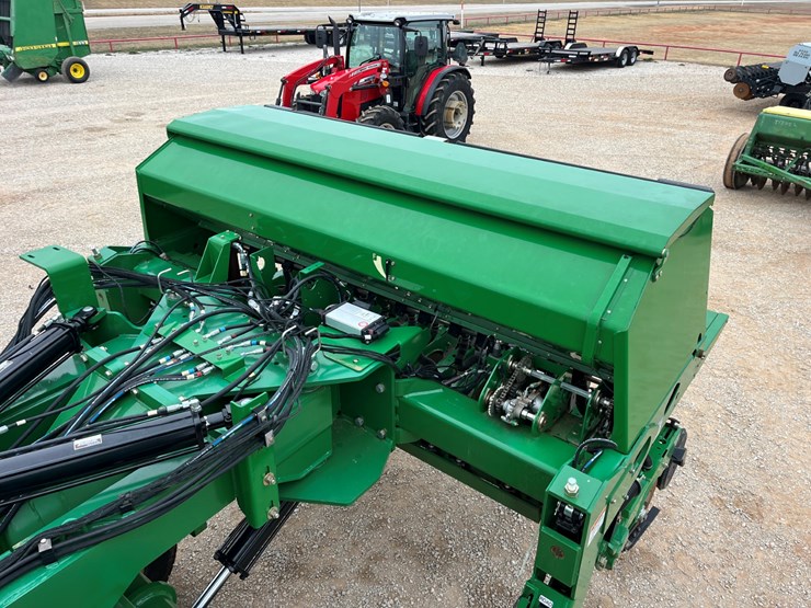 2021-great-plains-bd7600hd-30-image-28