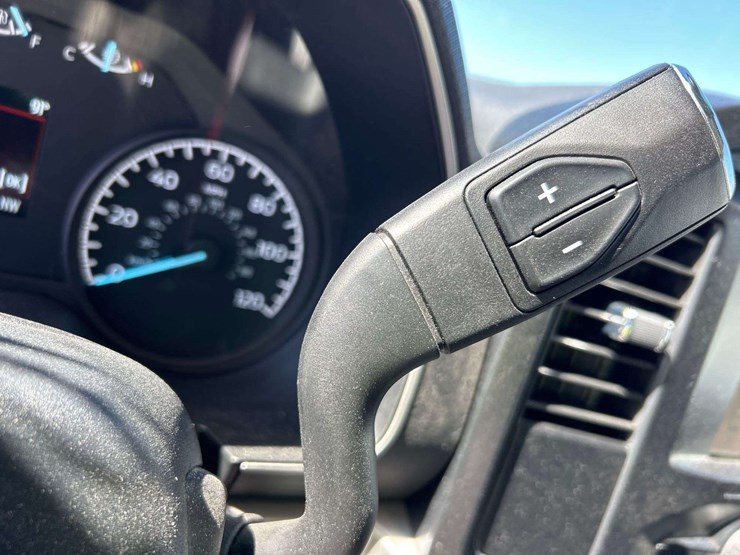 2023-ford-f150-image-16