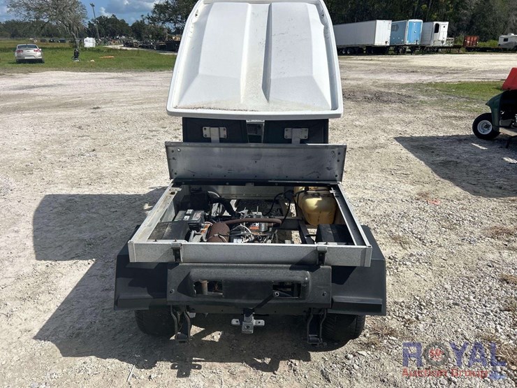 club-car-utility-cart-image-14