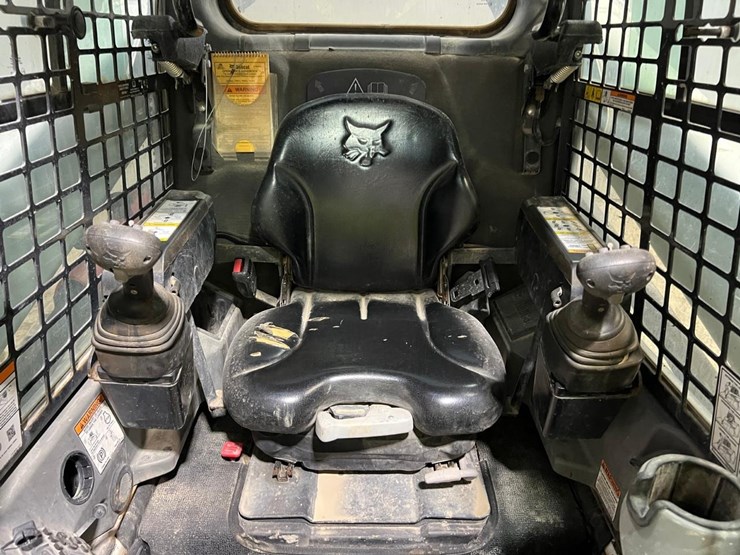 2018-bobcat-t595-image-21