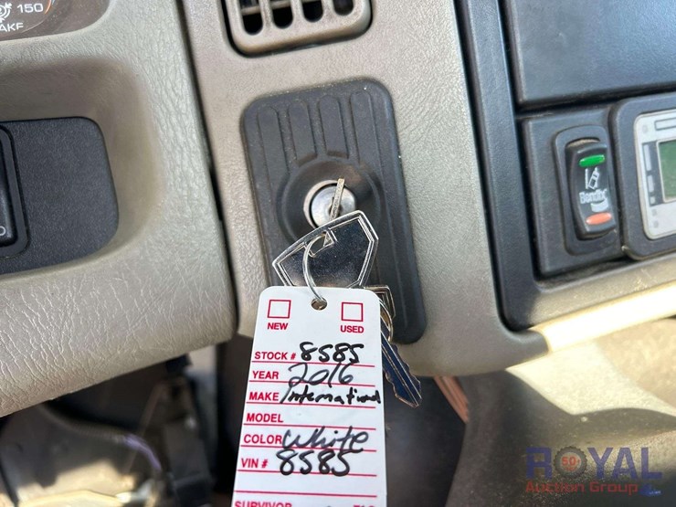 2016-international-workstar-7400-image-29