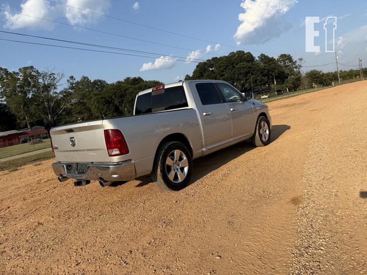 2012-dodge-ram-1500-image-5
