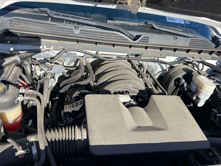 2018-chevrolet-1500-image-7