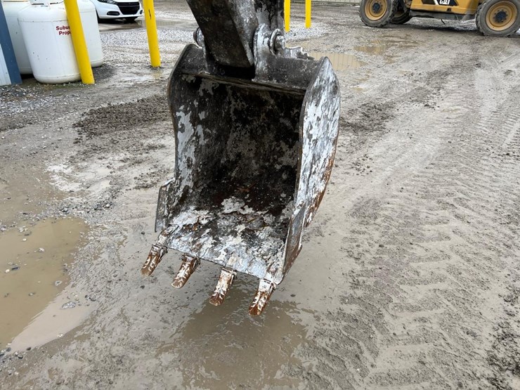 2017-jcb-3cx-image-17