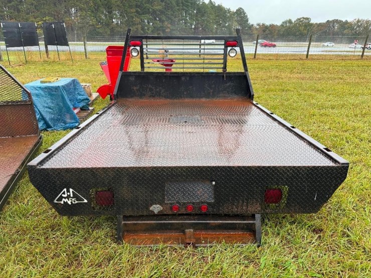 8'6"-flatbed-w/gn-hitch-image-3