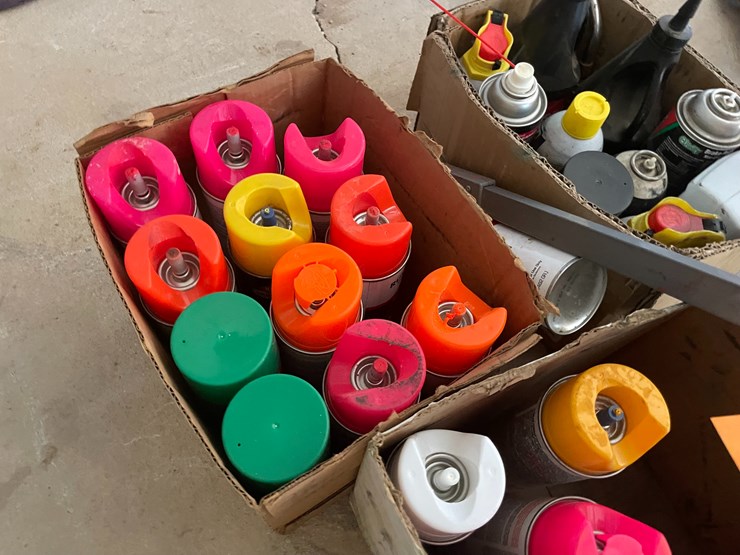 #1085-•-outdoor-line-mark-and-ground-paint-image-3