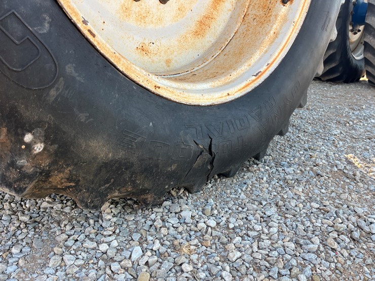 1989-ford-846-image-3