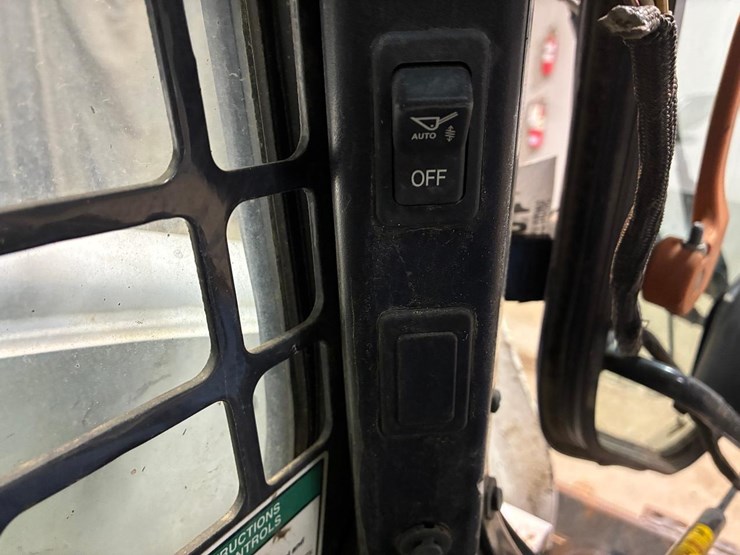 bobcat-t770-image-28