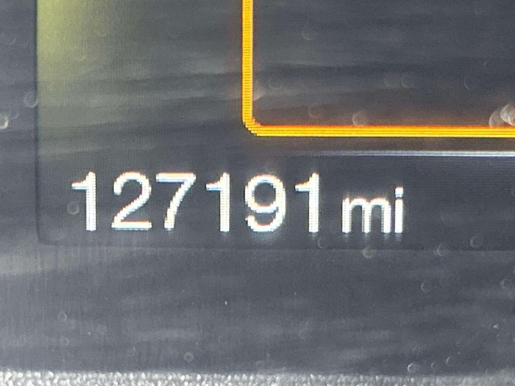 2016-ford-expedition-xlt-image-6