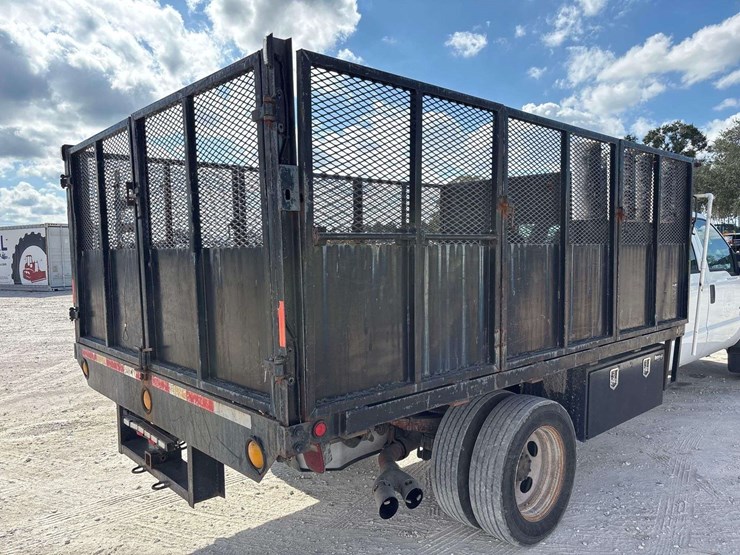 2012-ford-f550-image-17