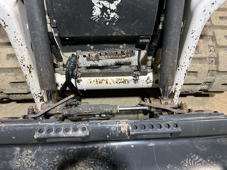 bobcat-t76-image-10