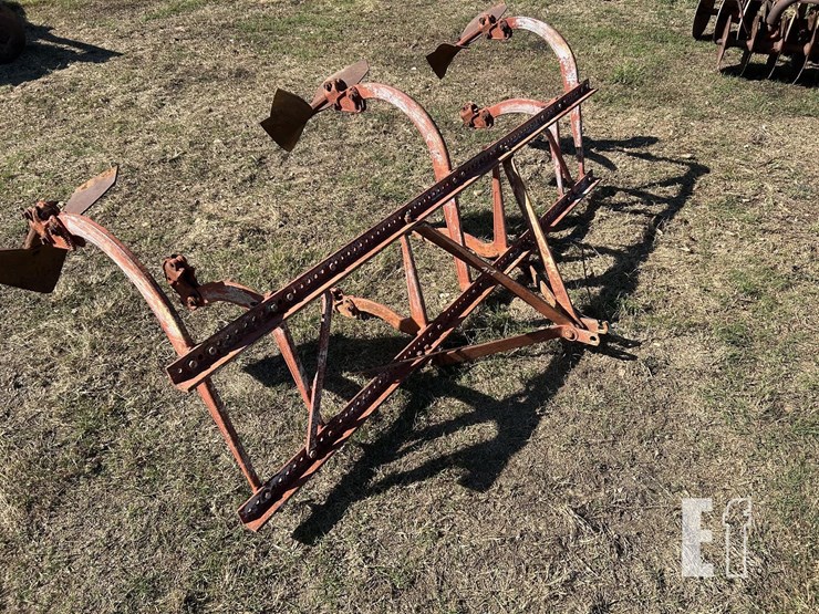 middle-buster-6-shank-image-1