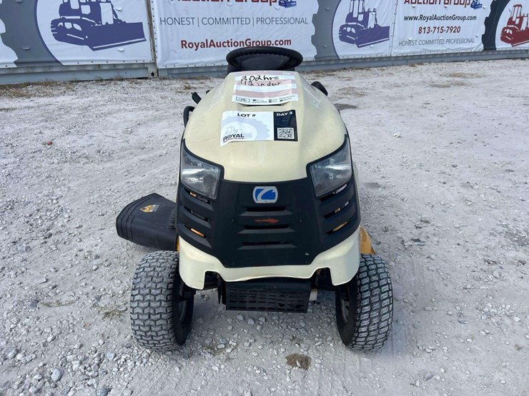 2011-club-cadet-13wx90as056-42in-riding-mower-image-19