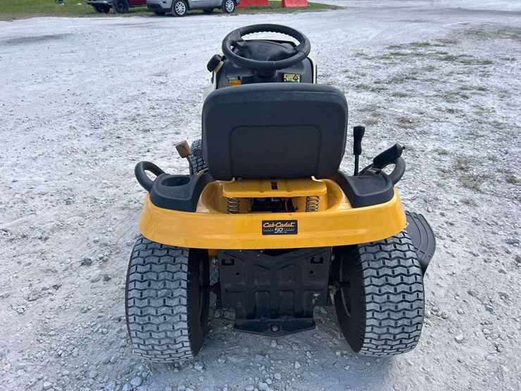 2011-club-cadet-13wx90as056-42in-riding-mower-image-21