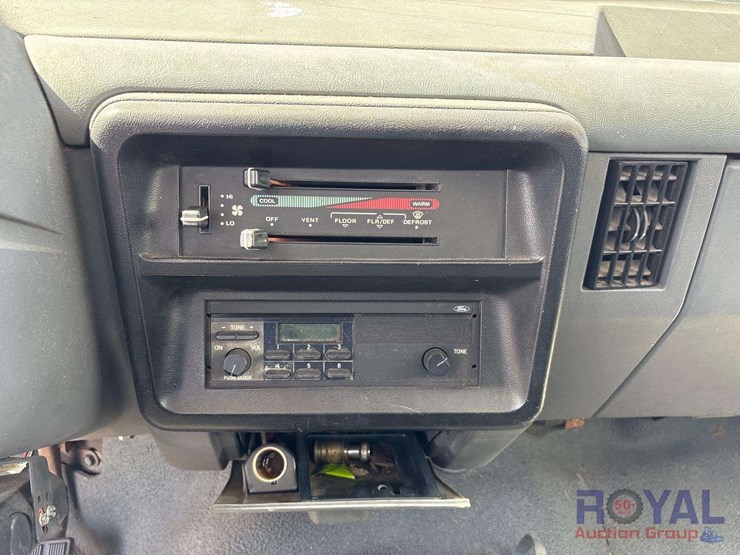 1990-ford-f-450-heil-10ft-dump-truck-image-17