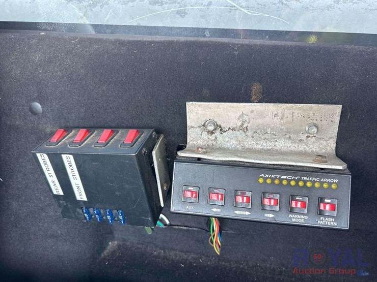 2011-ford-f350-image-19