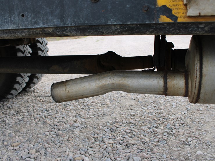 1982-international-s1700-image-16