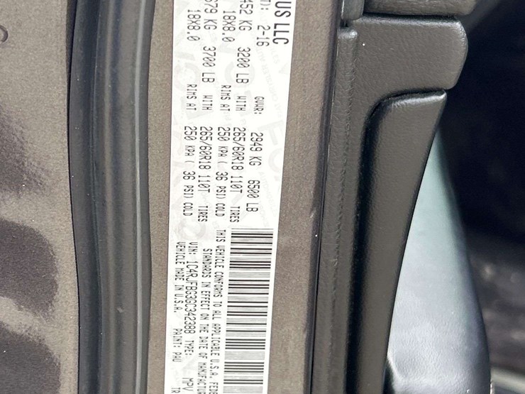 2016-jeep-grand-cherokee-image-5