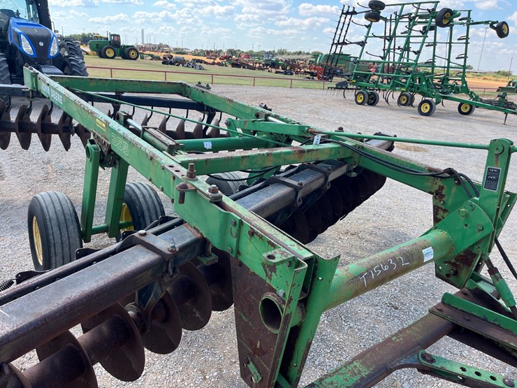 john-deere-355-image-5