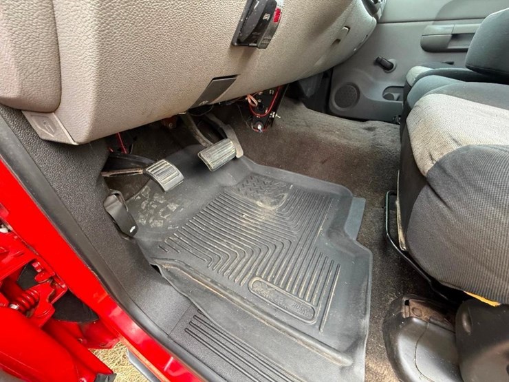 2007-chevrolet-silverado-1500-image-12