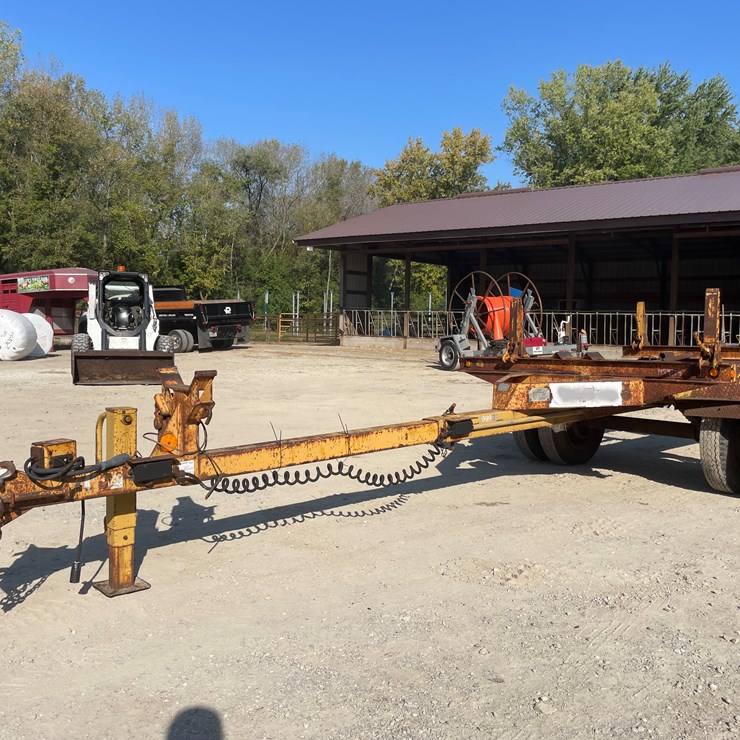 1990 BUTLER POLE TRAILER