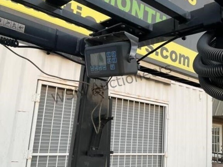 unicarrier-forklift-image-13