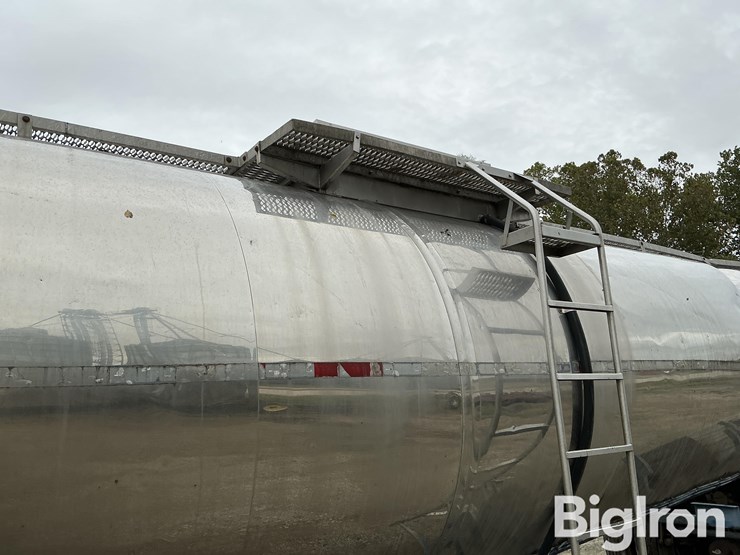 1983-polar-tanker-image-16