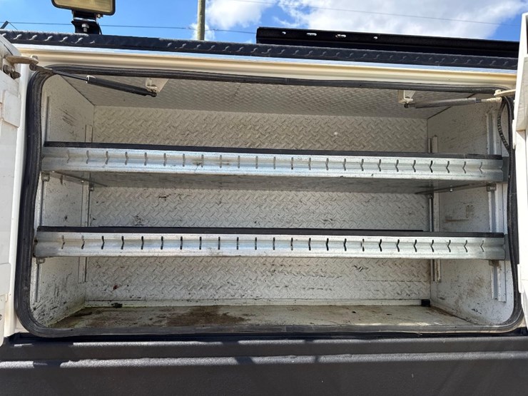 2018-kenworth-t270-image-17