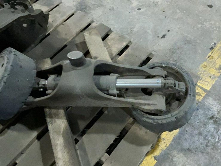 #163-•-forklift-drive-and-steer-wheels-image-8