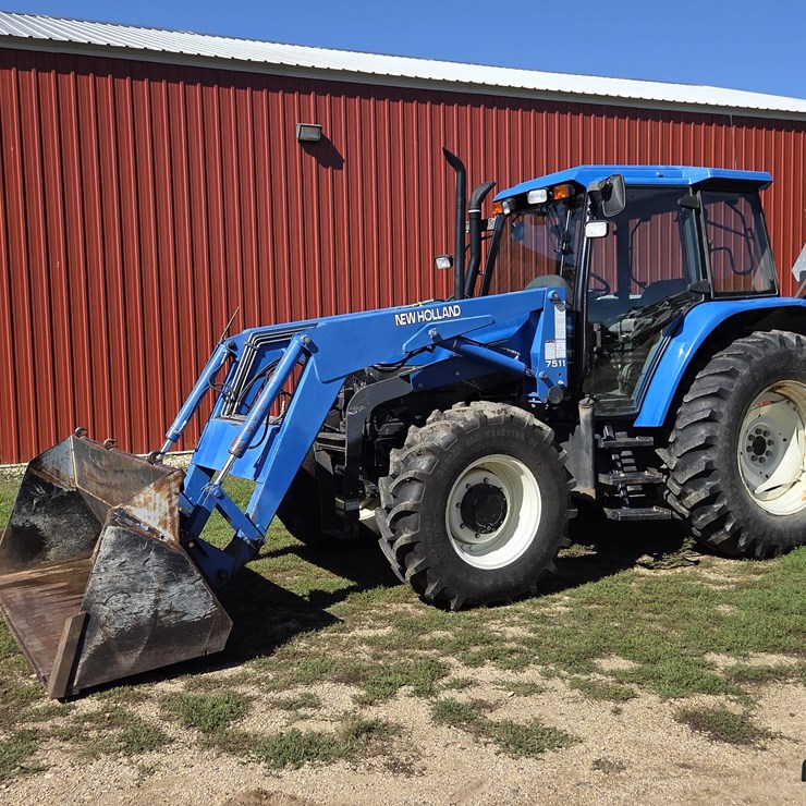 NEW HOLLAND TS110