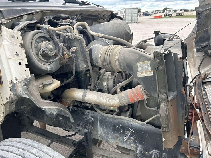 2006-ford-f650-image-8