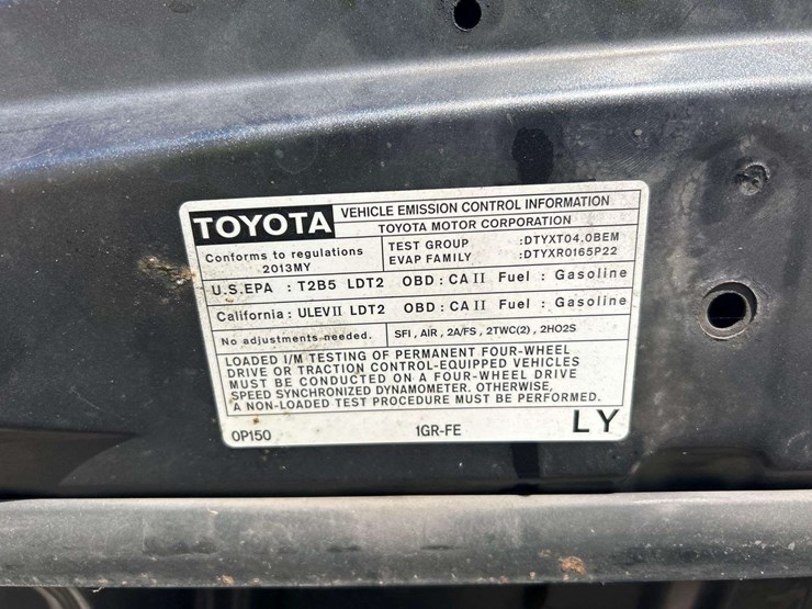 2013-toyota-tacoma-image-10