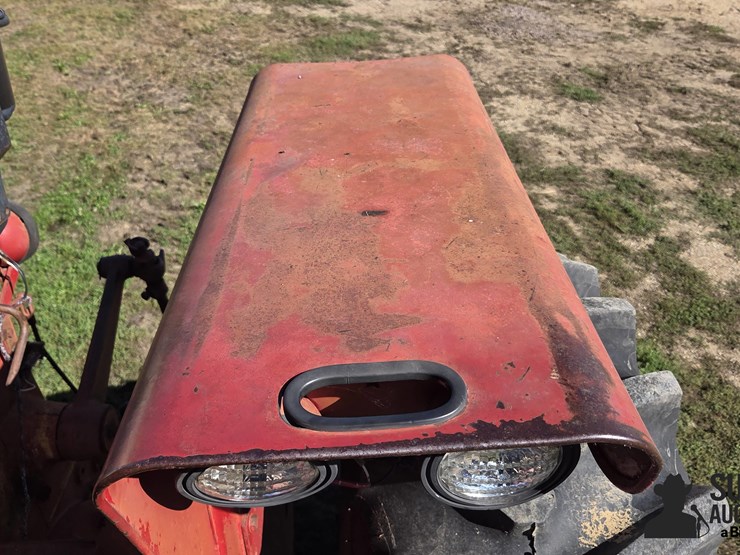 1966-international-806-image-15