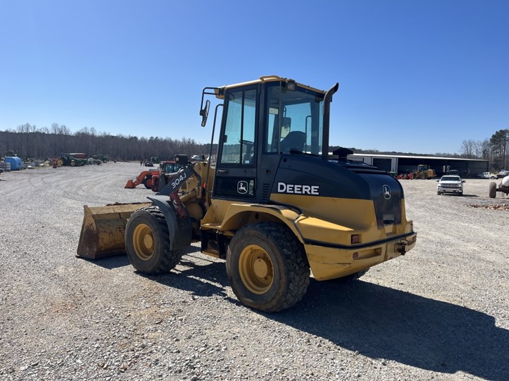2007-deere-304j-image-4