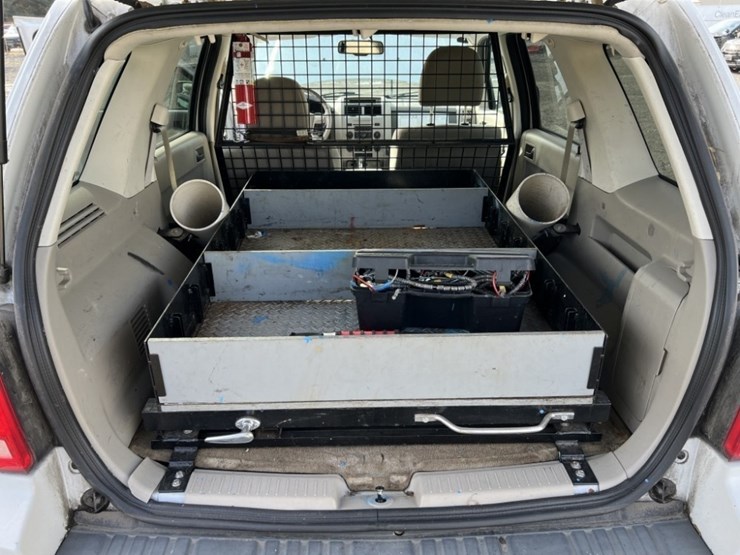 2010-ford-escape-hybrid-image-17