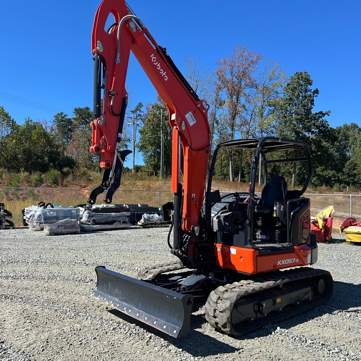 2023 KUBOTA KX057-5