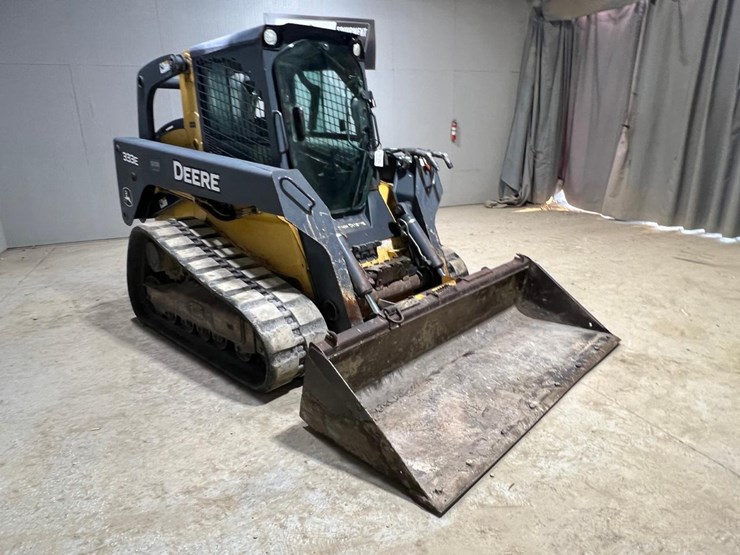 deere-333e-image-7