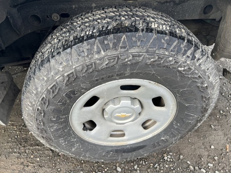 2015-chevrolet-colorado-image-16